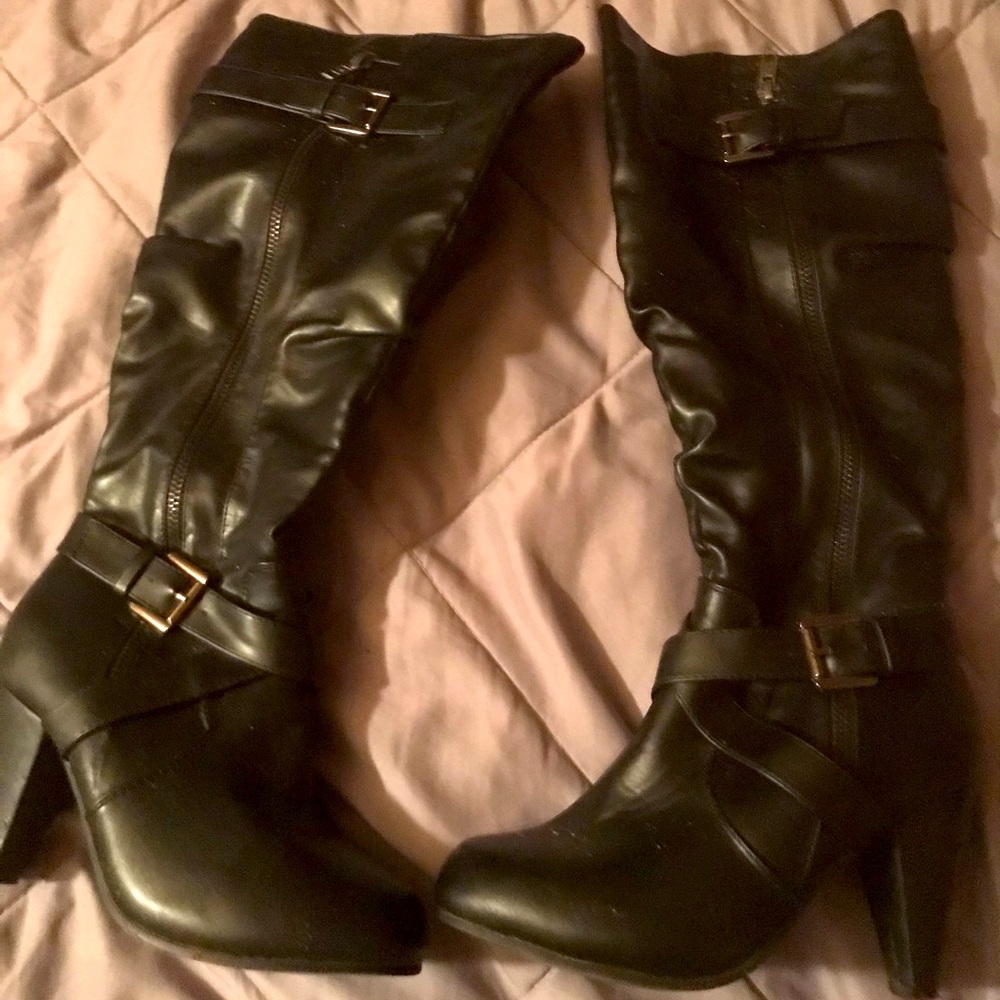 Black Boots